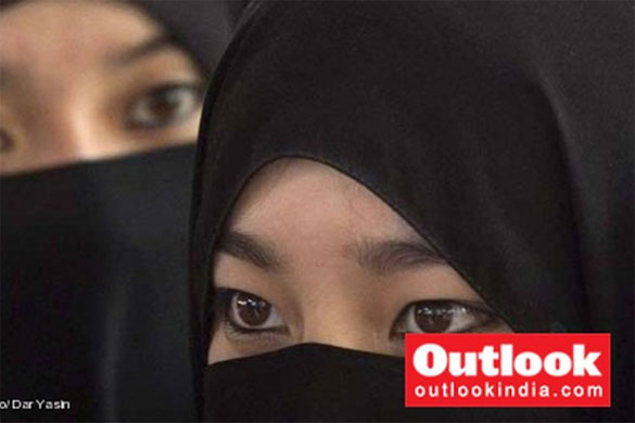 Kerala Muslem And Cristin Ladyis Sex - Husband Attempted To Sell Me As Sex Slave To Islamic State: Kerala Woman's  Petition In High Court | New Age Islam News Bureau | New Age Islam | Islamic  News and Views |